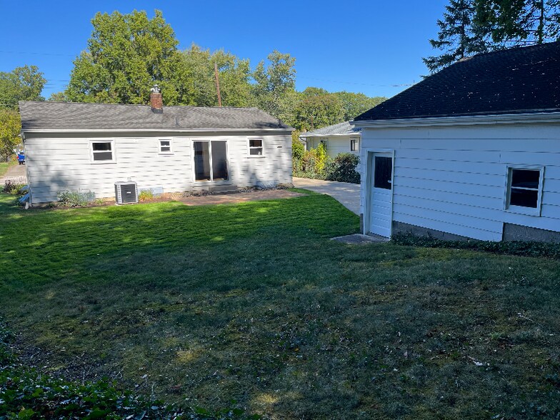 Building Photo - 193 Bermont Ave