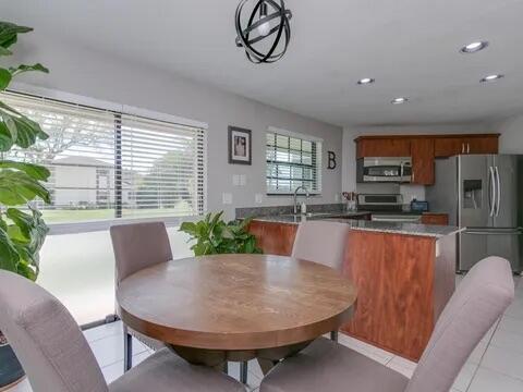Building Photo - 20851 Boca Ridge Dr N