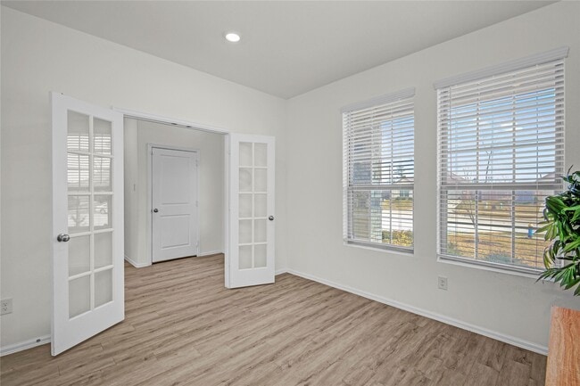 Building Photo - 19010 Sonora Chase Dr