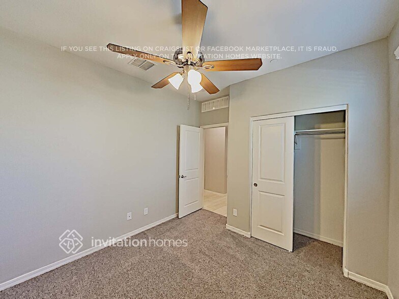 Building Photo - 6854 E Peralta Cir