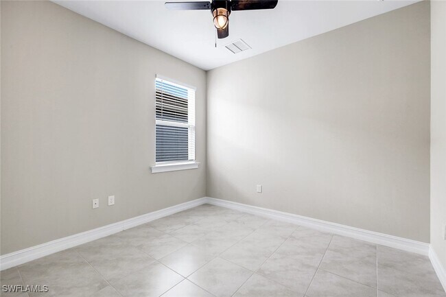 Building Photo - 16717 Seasons Coast Dr