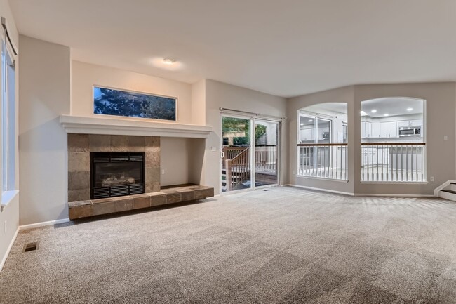 Building Photo - Newly Remodeled Home in the Broadlands!  4...