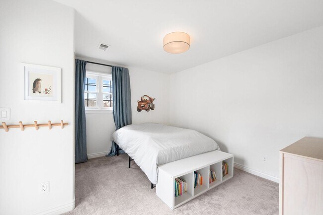 Building Photo - 4BD, 3.5BA Montclair Tudor with Large Yard and 2-Car Garage