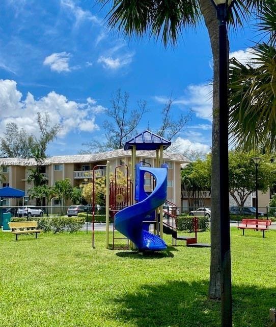 Building Photo - 7470 Miami Lakes Dr