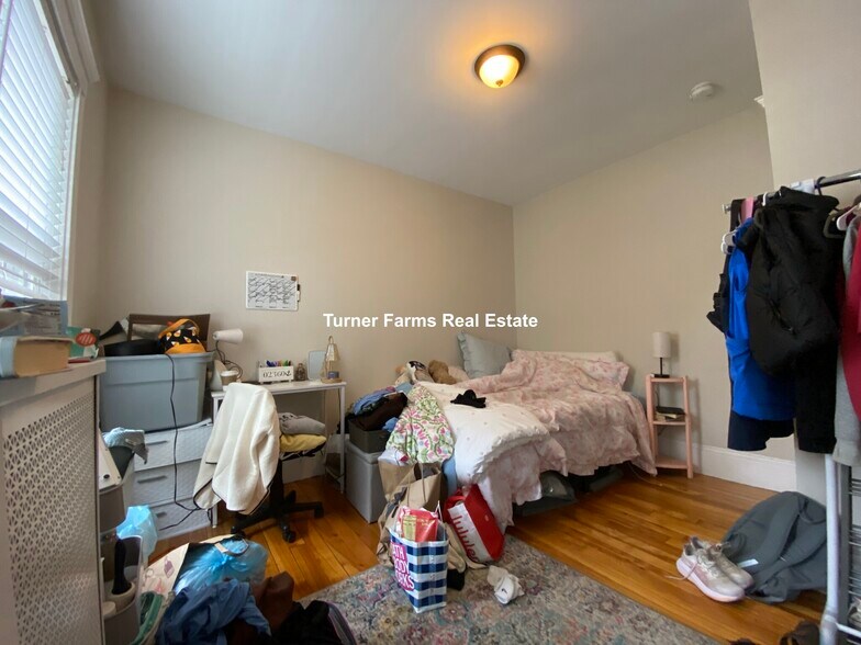 Building Photo - 6 Westminster Ave