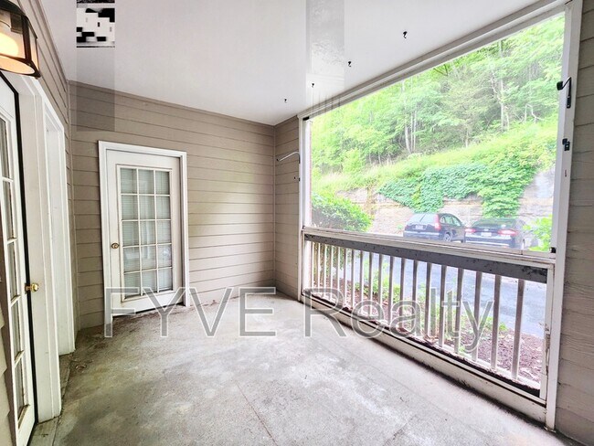 Building Photo - 6820 Hwy 70 S