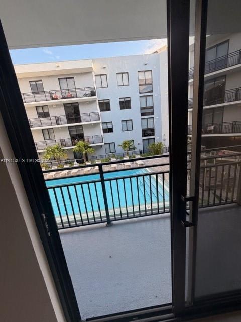 Building Photo - 1005 Spring Garden Rd