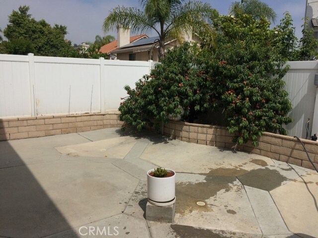 Building Photo - 2196 Rancho Hills Dr