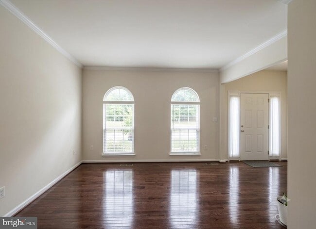 Building Photo - 8268 Linblake Ct