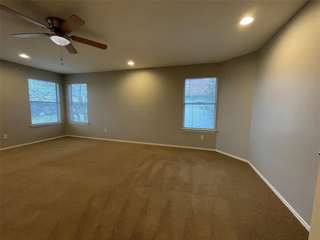 Building Photo - 14828 Single Trce