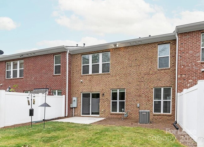 Building Photo - 16115 Annahill Court