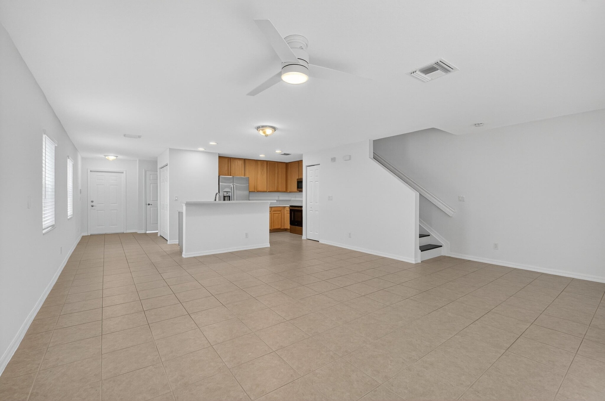 Building Photo - 16206 Sierra Palms Dr