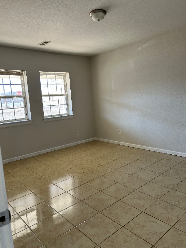 Building Photo - 203 McCune St