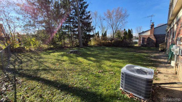 Building Photo - 42455 Bishop Rd