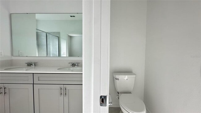 Building Photo - 7600 Stone Crk Trl