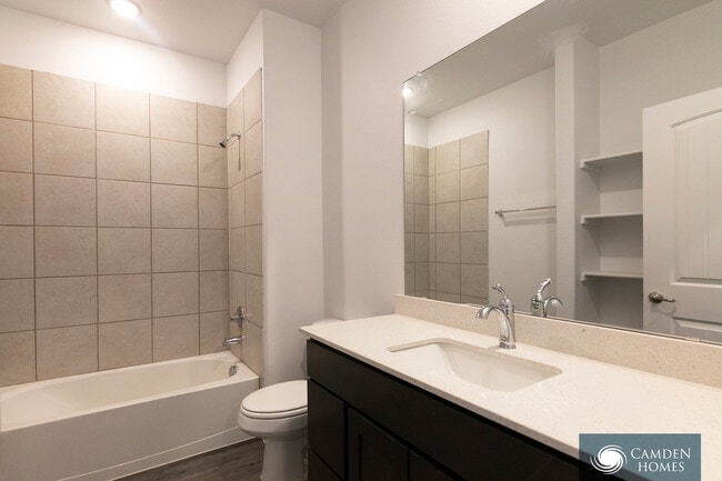 Building Photo - 6533 Rd 5503