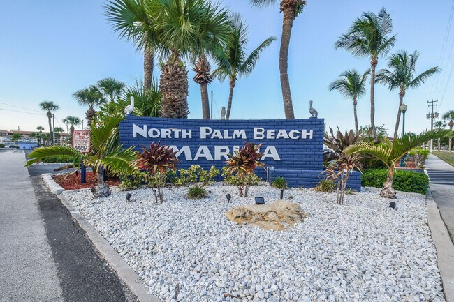 Building Photo - 200 Intracoastal Pl