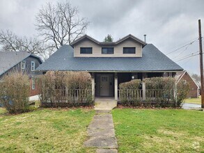 Building Photo - COMING SOON! HOME IS CURRENTLY OCCUPIED – ...