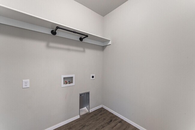 Building Photo - Modern Living in Pea Ridge | Open Layout +...