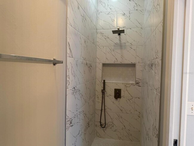 Building Photo - 11527 Wingham Ct