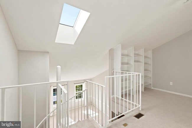 Building Photo - 12287 Wadsworth Way