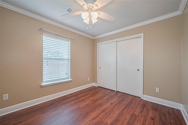 Building Photo - 5731 Coastal Way