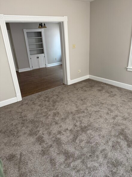 Building Photo - 71 Foster St