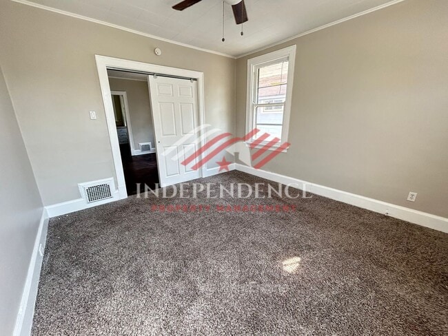 Building Photo - 5563 Bosworth Pl