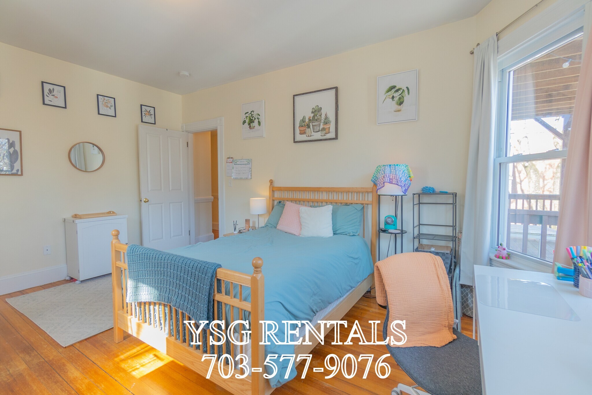 Building Photo - 102 Cypress St