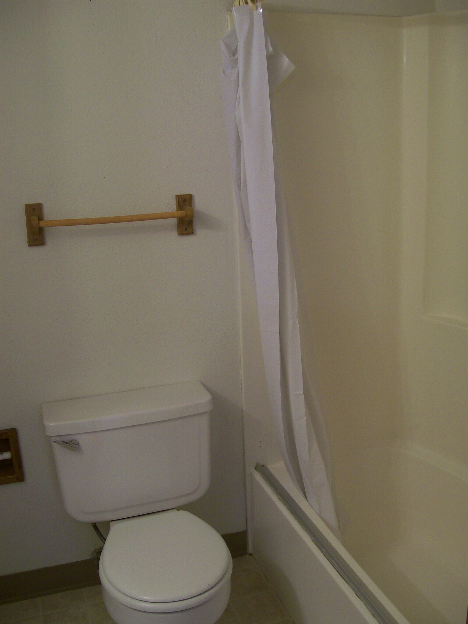 Building Photo - 4501 Boardwalk Dr