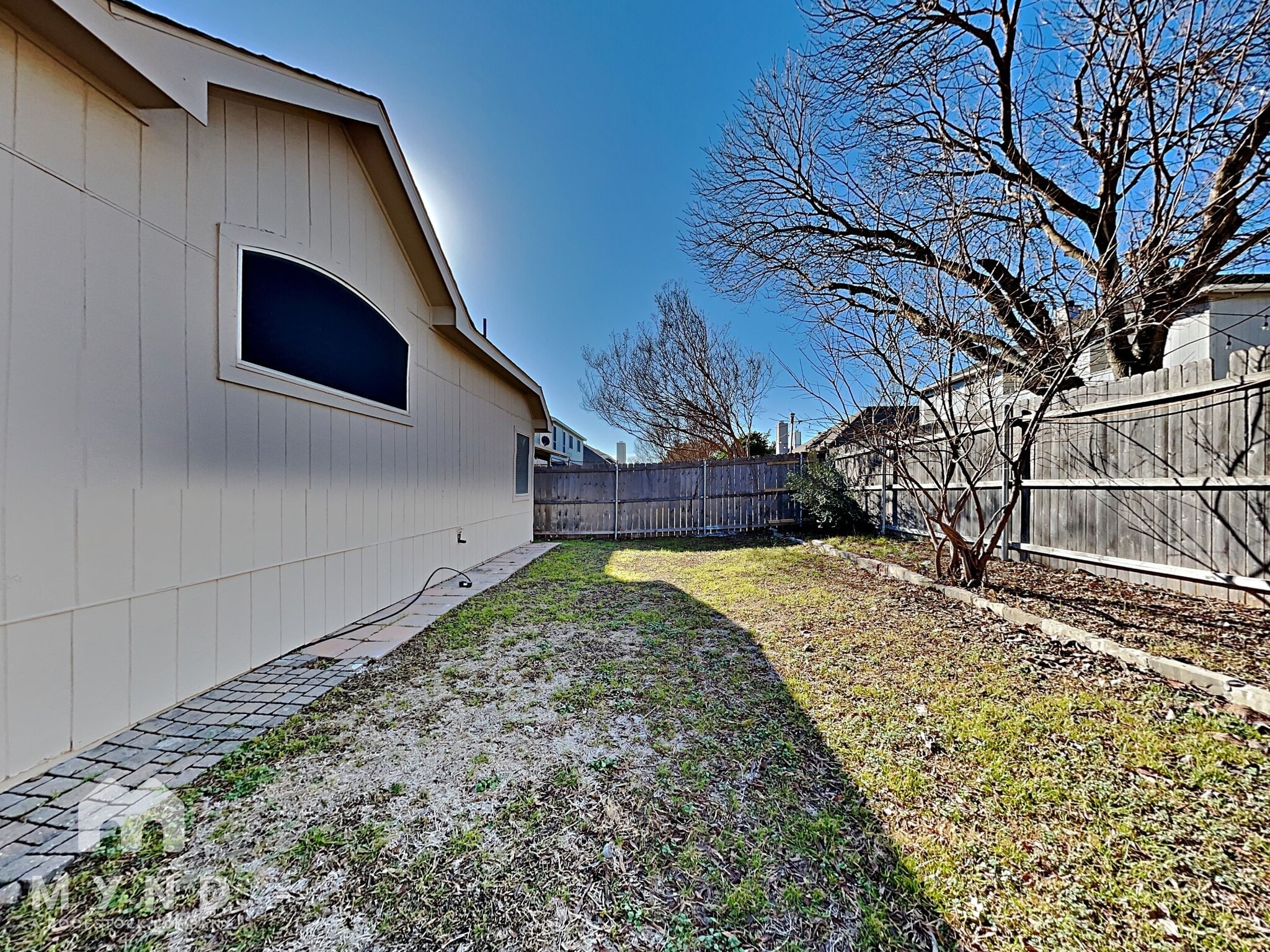 Building Photo - 6801 Amberdale Dr