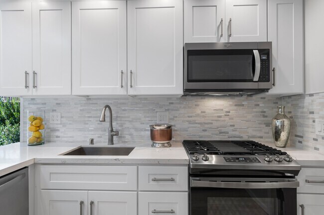 Building Photo - 18788 Polley Ln