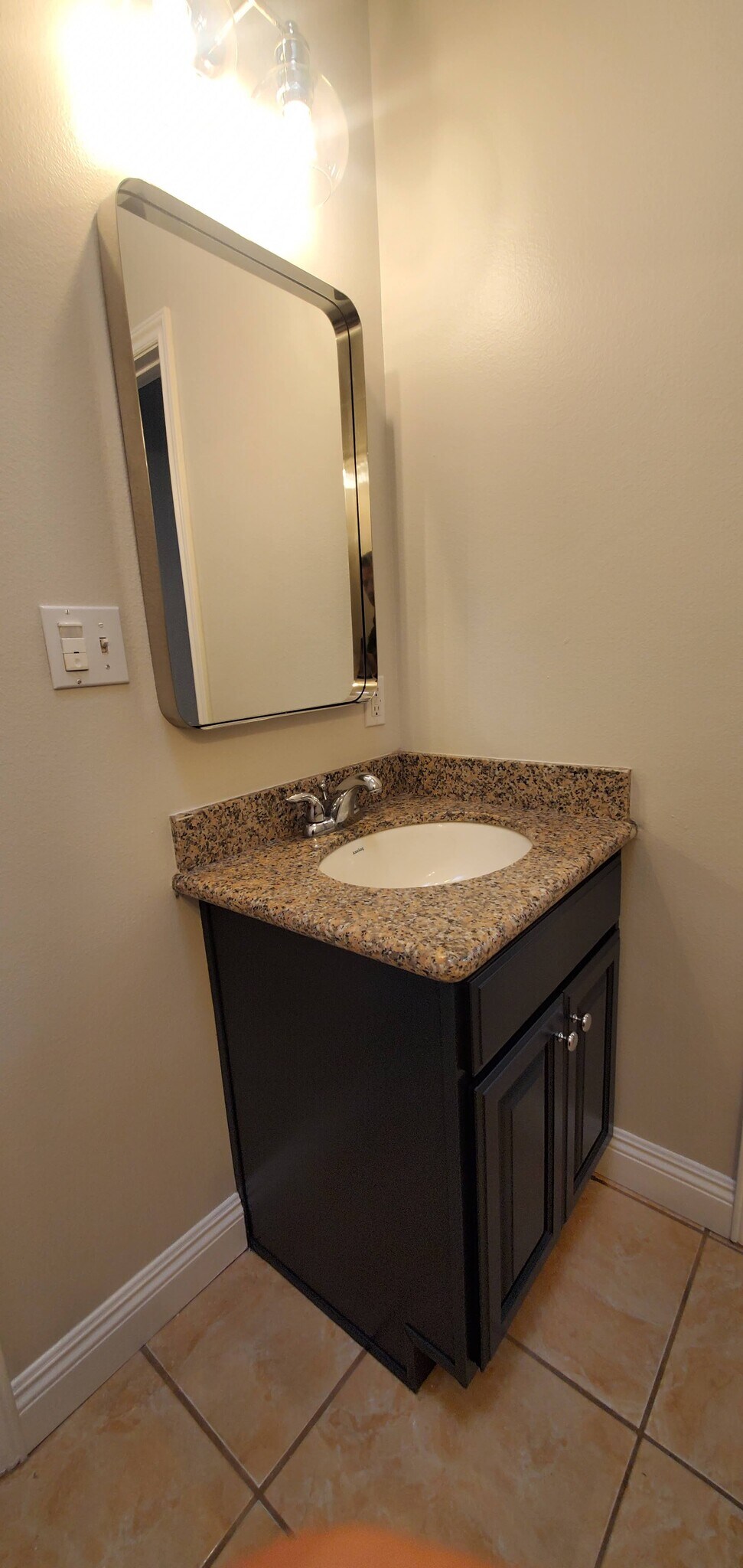 Building Photo - 1614 W 146th St