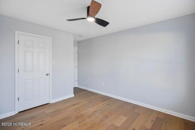 Building Photo - 410 Bayview Ave