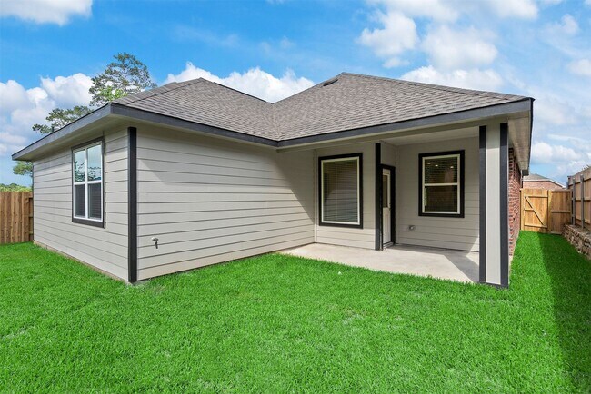 Building Photo - 906 Golden Willow Ln