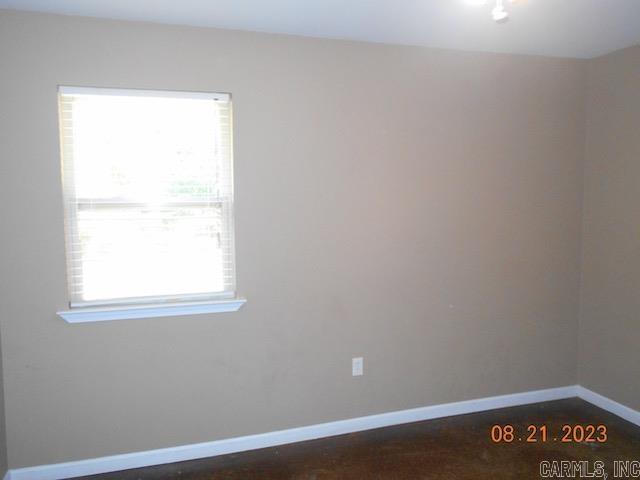 Building Photo - 20621 Cole Ln