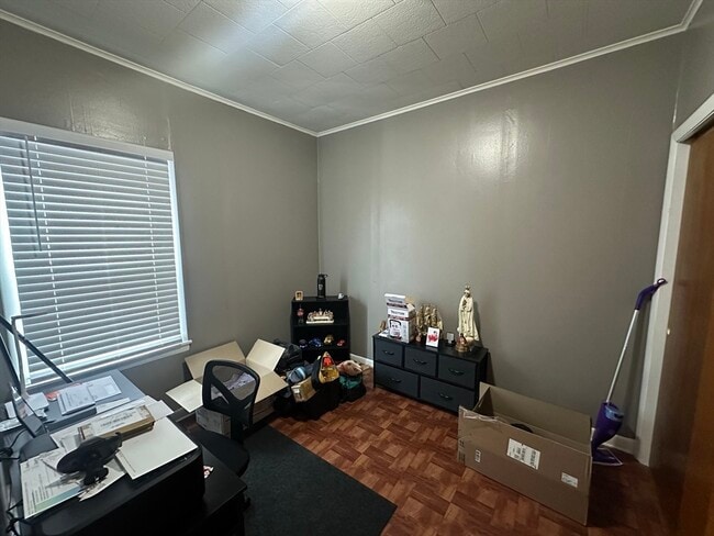 Building Photo - 207 Morgan St