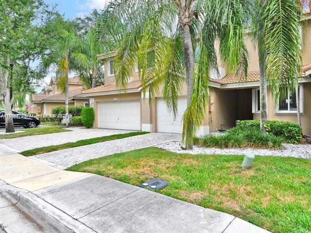 Building Photo - 15821 SW 10th St