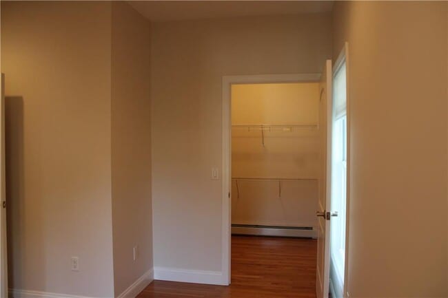 Building Photo - 5 Kristin Ct