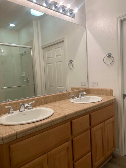 Primary Photo - 3240 Maguire Way
