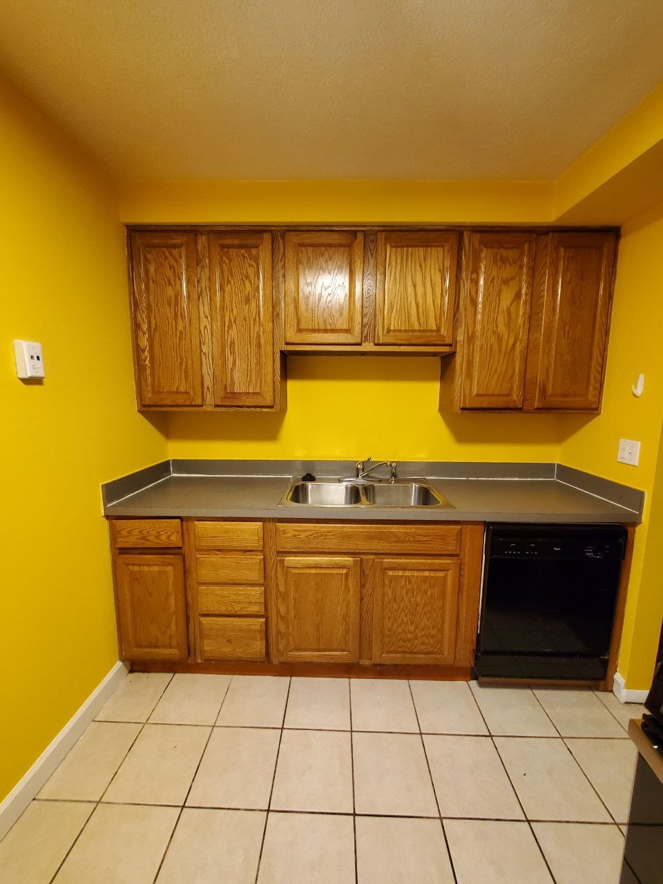 Building Photo - 23755 Banbury Cir