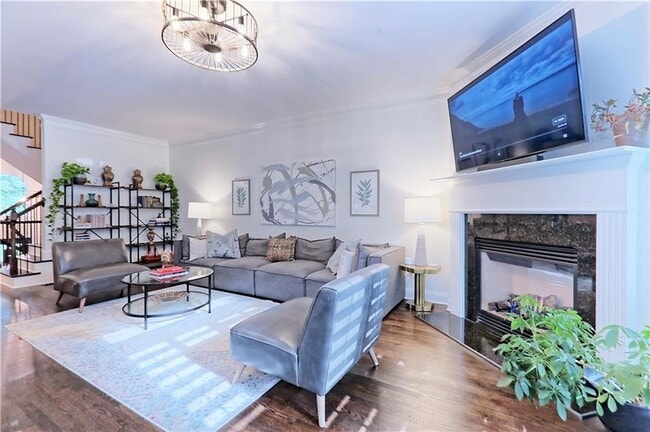 Building Photo - 5569 Julian Pl