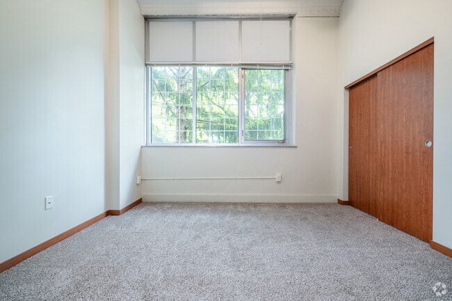 1BR, 1BA - 1,051SF - Bedroom - Elementary School Apartments