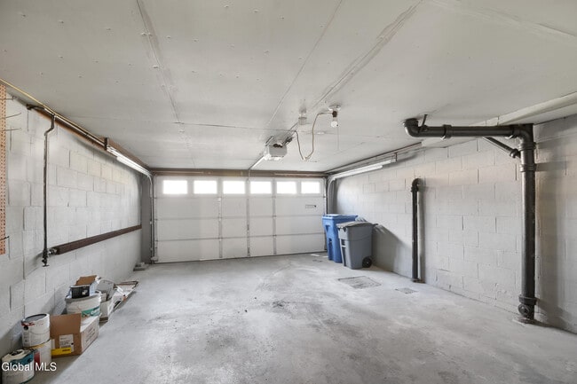 Building Photo - 188 Hackett Blvd