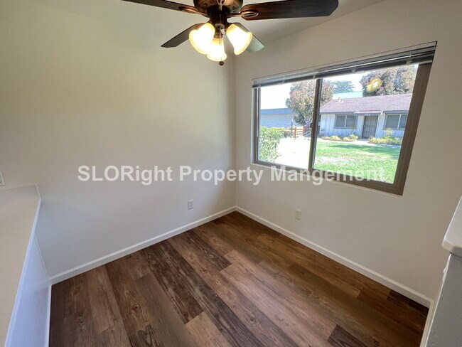 Building Photo - AVAILABLE JUNE - 1 Bedroom / 1 Bathroom Condo in Los Osos