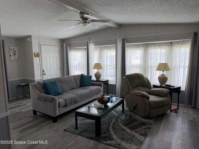 Building Photo - 1112 Pocatella Dr