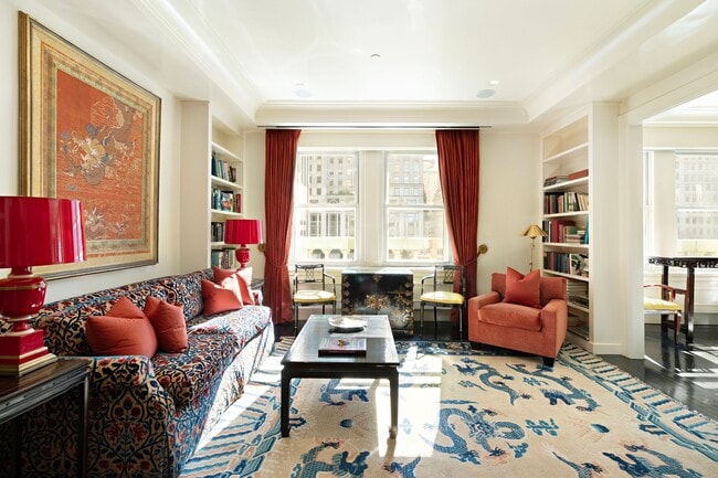 Building Photo - 781 5th Ave