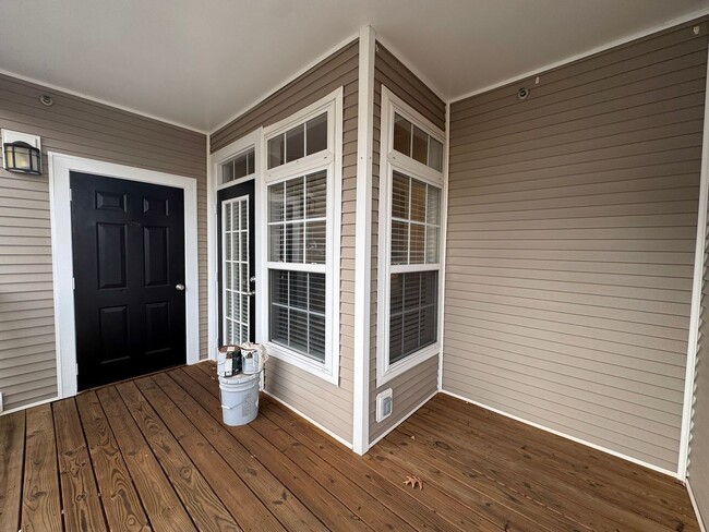 Building Photo - Stunning 3 Bed 2 Bath Condo In Amenity-rich Westchester At Stratford