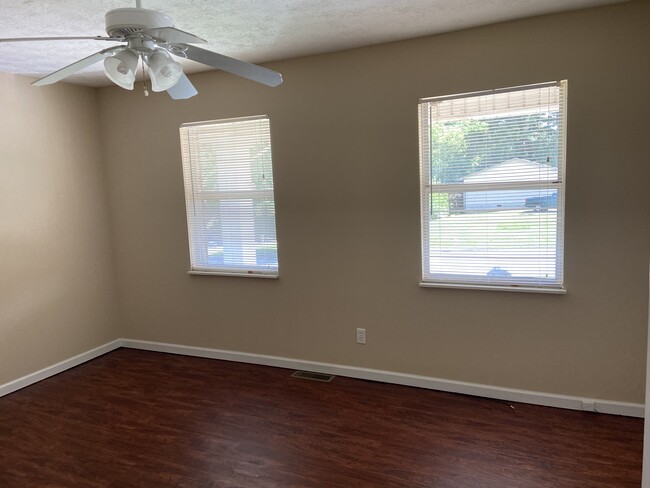 Front Bedroom - 110 Stonetree Drive