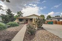 Building Photo - 3183 Vaughn St